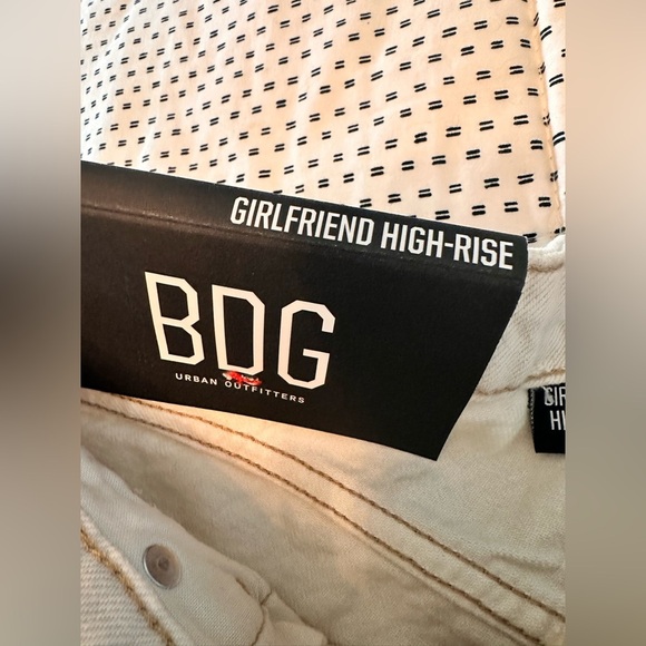 BDG Urban Outfitters 26 Cream Distressed Cut Off GF High-Rise Short #1708 - Picture 4 of 8